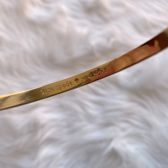 Kate Spade Heart of Gold Idiom Bangle OS - Picture 6 of 8